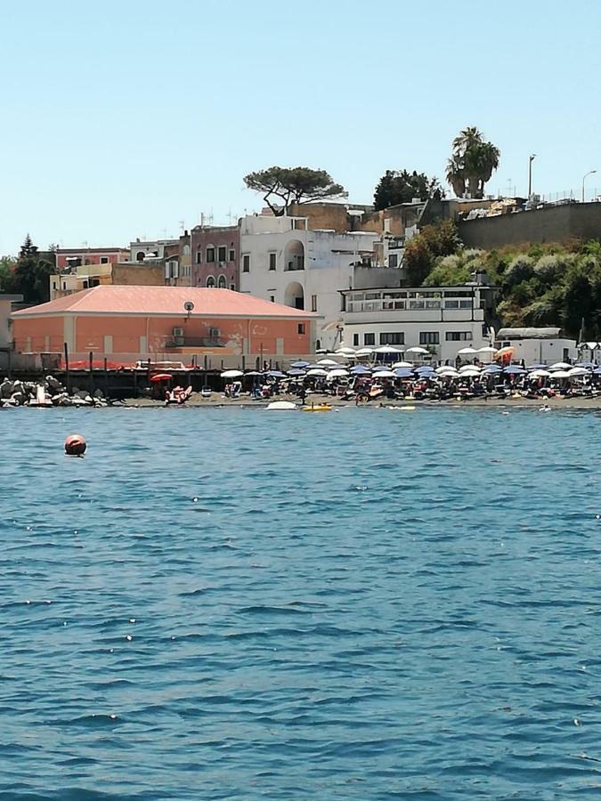 Villa Casa Geltrude al porto Procida Exterior foto